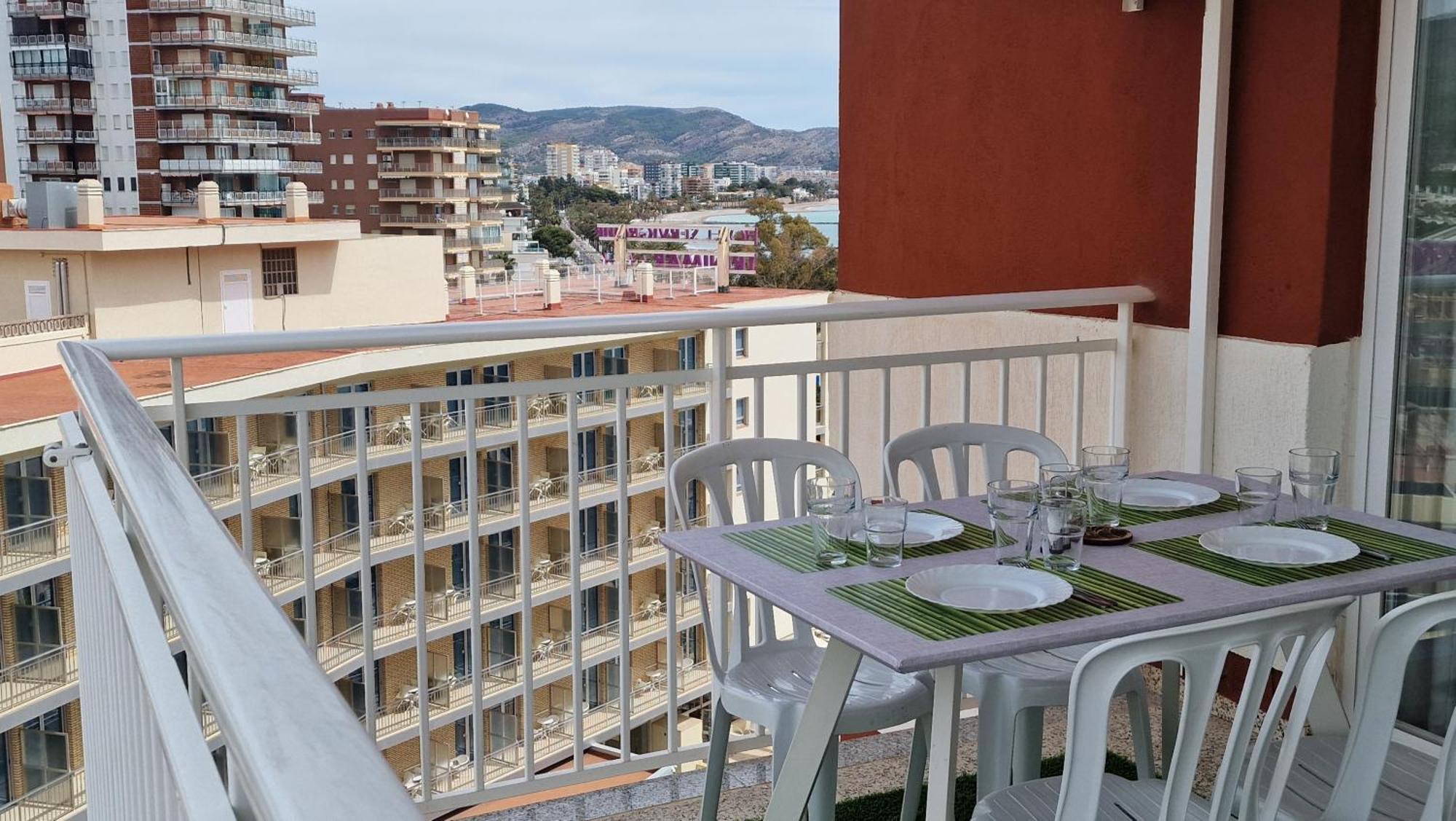 Апартаменты Incredible Seafront With Sunrise And Sunset Views Беникасим Экстерьер фото
